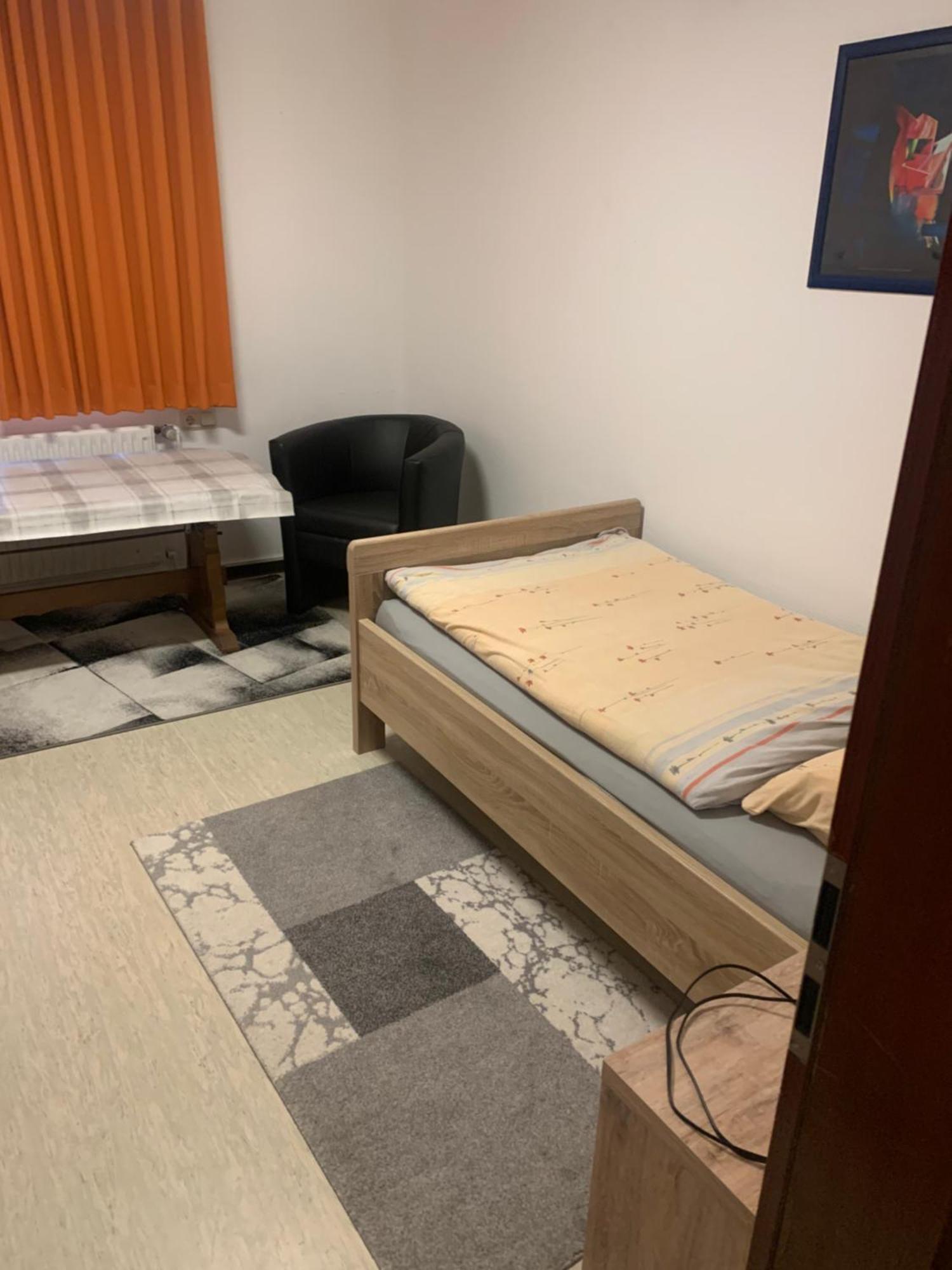 Monteure & Handwerker Einfach, Unkompliziert Und Preiswert In 阿尔斯费尔德 外观 照片